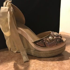 BEAUTIFUL BCBG SHOES!!!!!! Outstanding